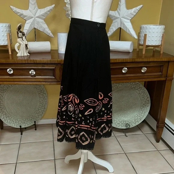 Women Vtg West End A line Cotton Southwestern Black Batik Beaded Hem Midi Skirt - Picture 6 of 11